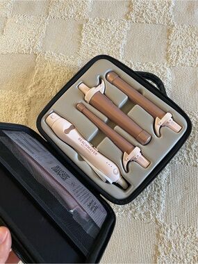 The Beachwaver Co. Travel Curling Set in White and Rose Gold